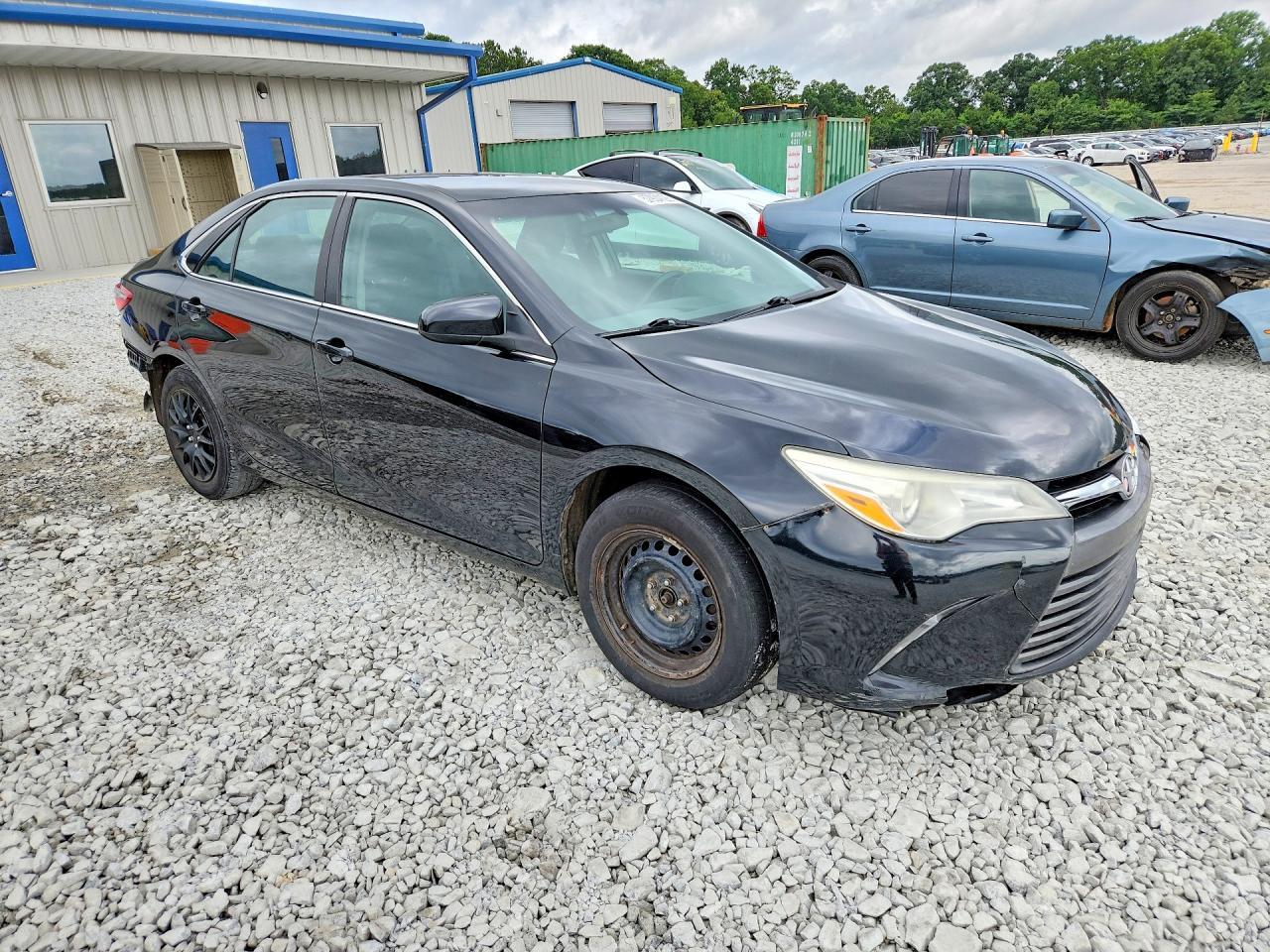 2015 Toyota Camry Le - Фото 4