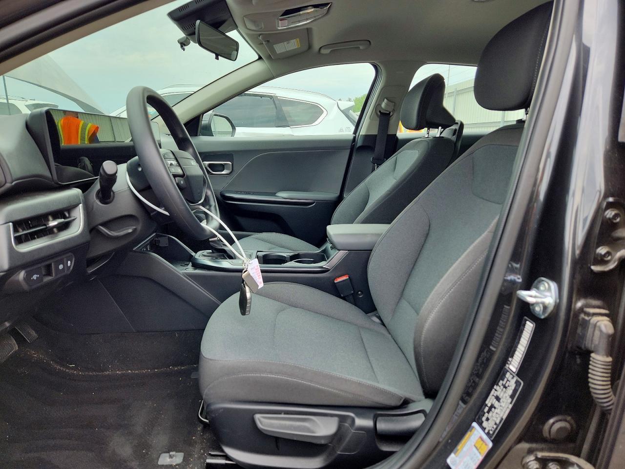 2025 Kia K4 Lxs - Image 7