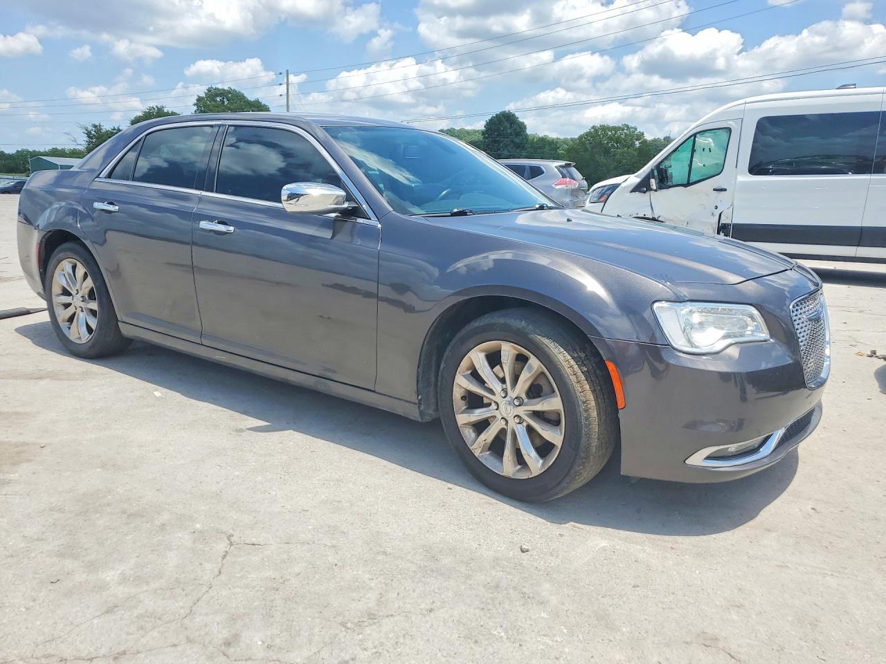 2018 Chrysler 300 Limited - Фото 4