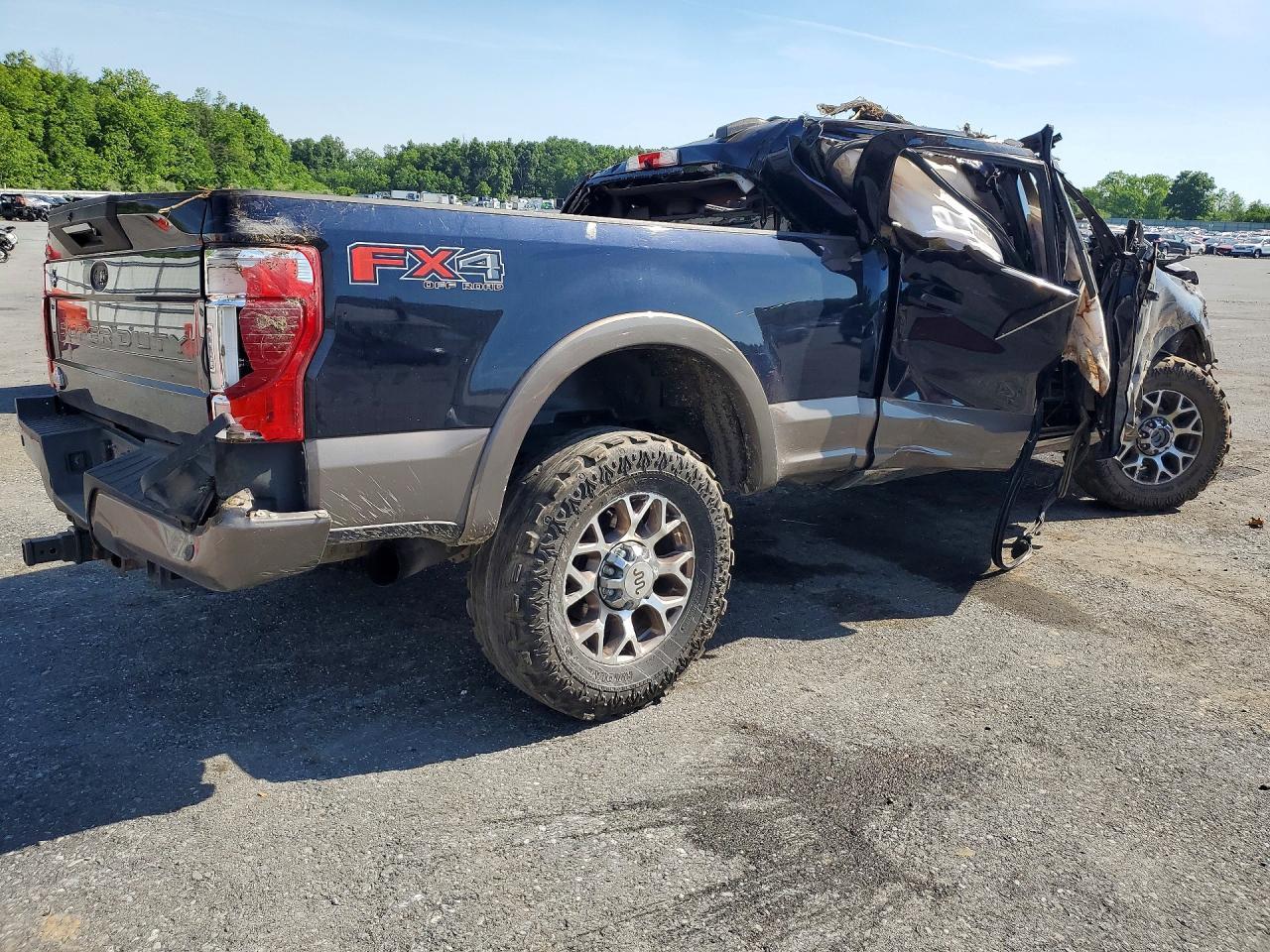 2021 Ford F250 Super Duty - Фото 3