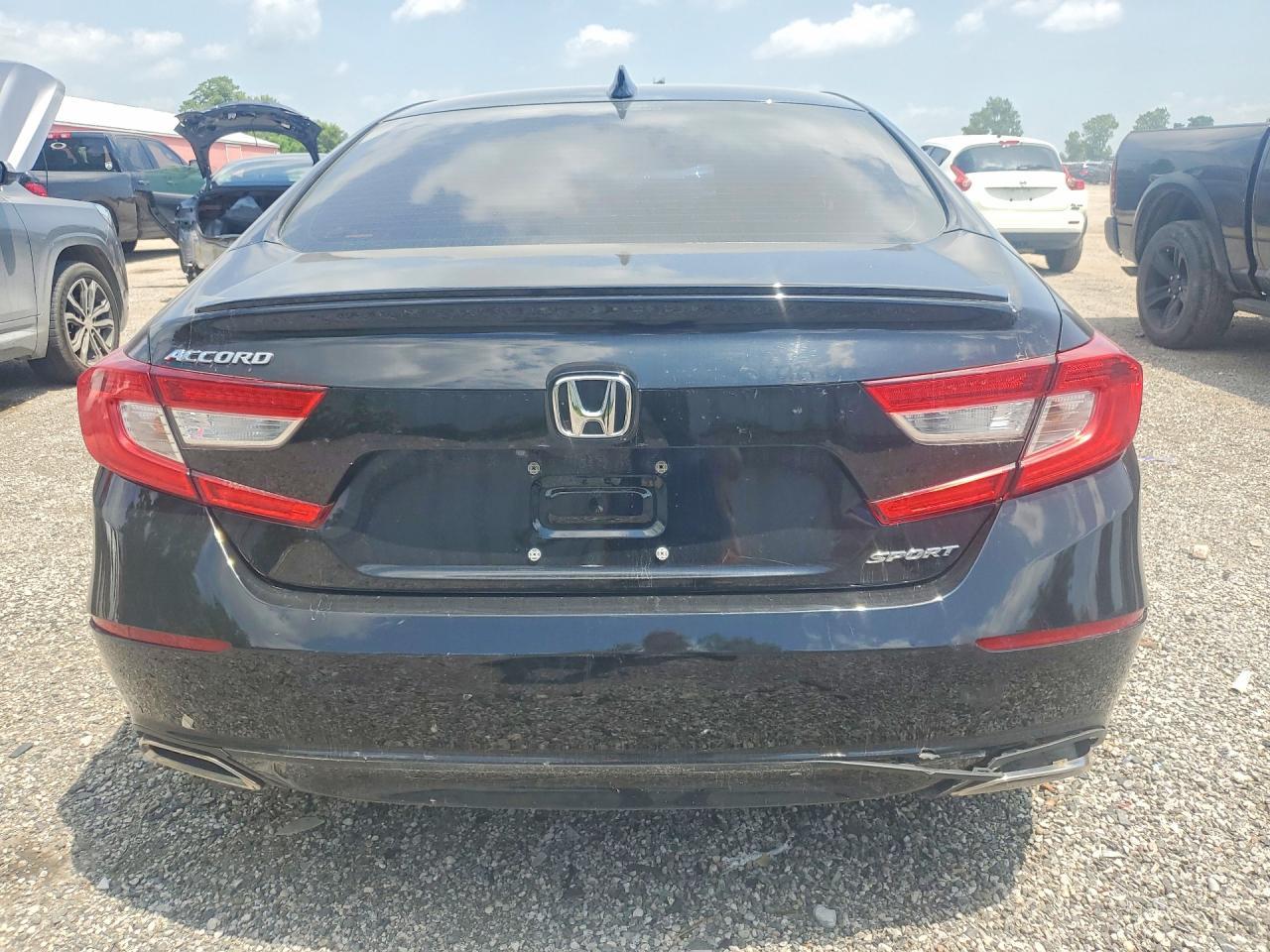 2019 Honda Accord Sport - Image 6