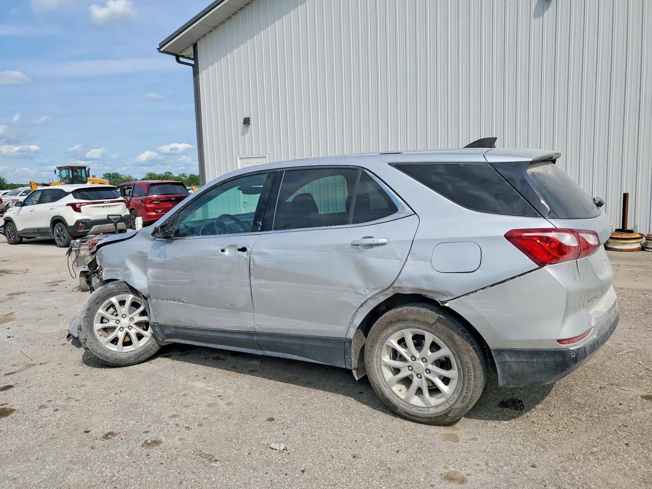 2018 Chevrolet Equinox Lt - Фото 2