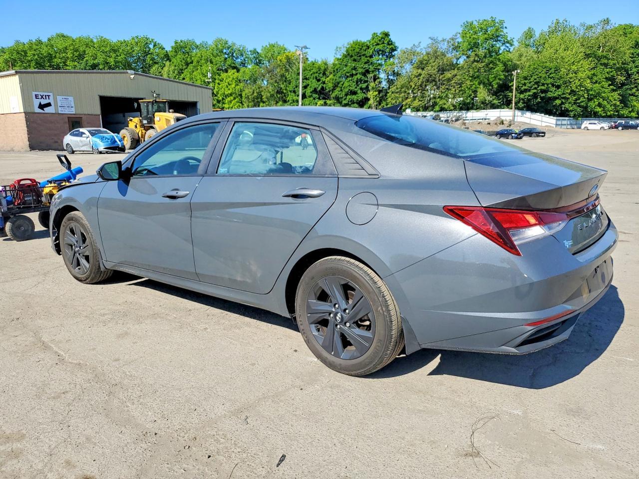 2023 Hyundai Elantra Sel - Image 2