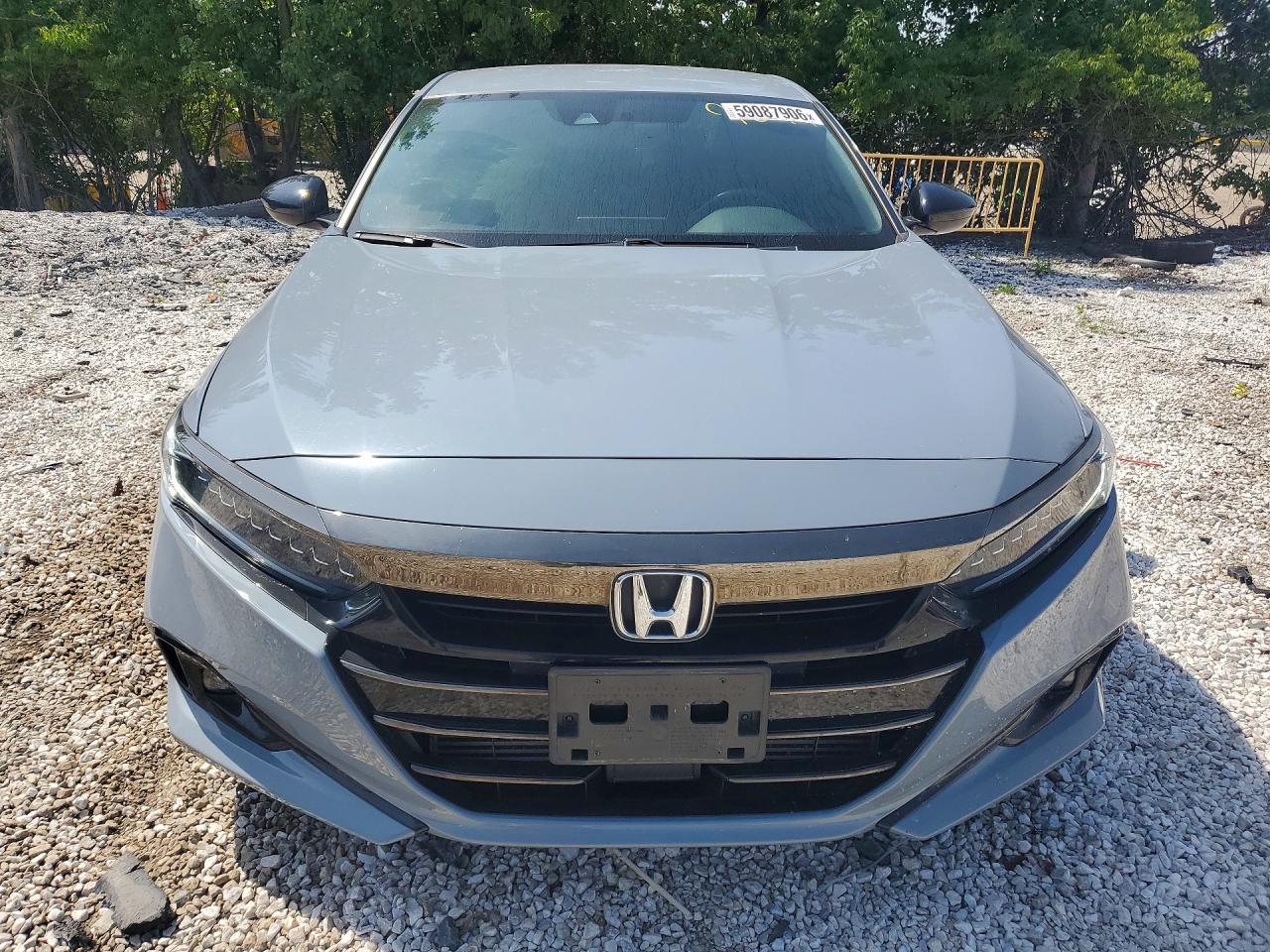 2022 Honda Accord Sport - Image 5