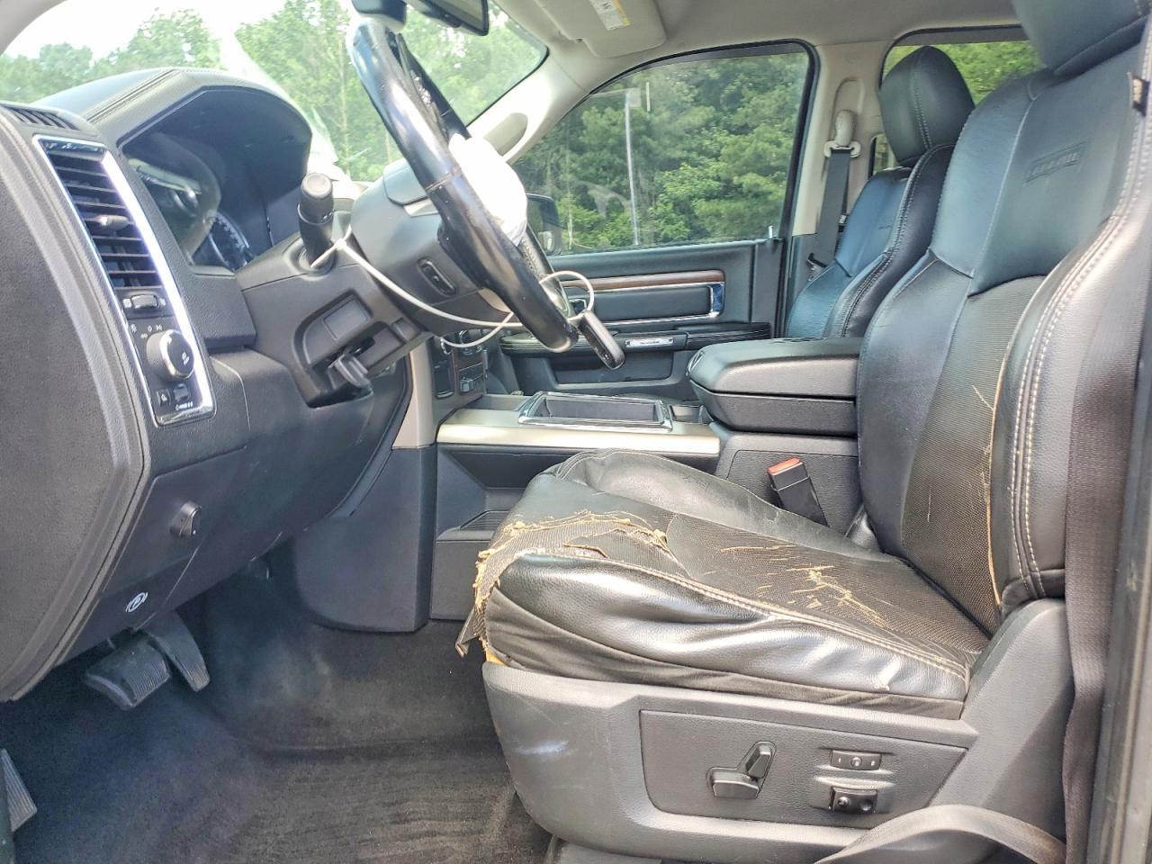 2014 Ram 2500 Laramie - Image 7