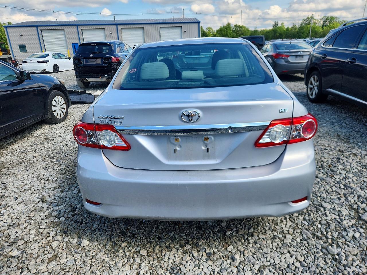 2013 Toyota Corolla Le - Фото 6