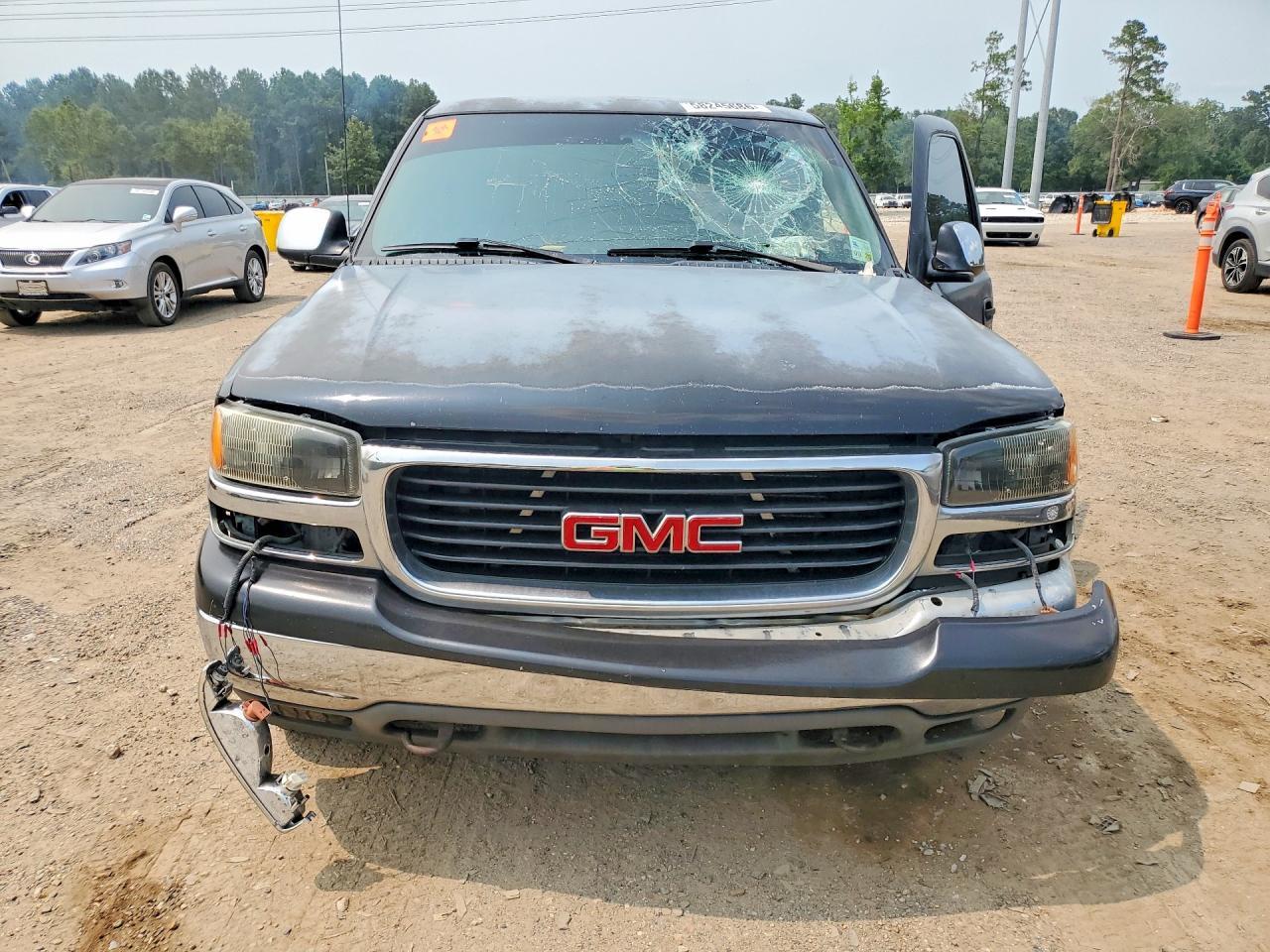 2001 GMC New Sierra C1500 - Фото 5