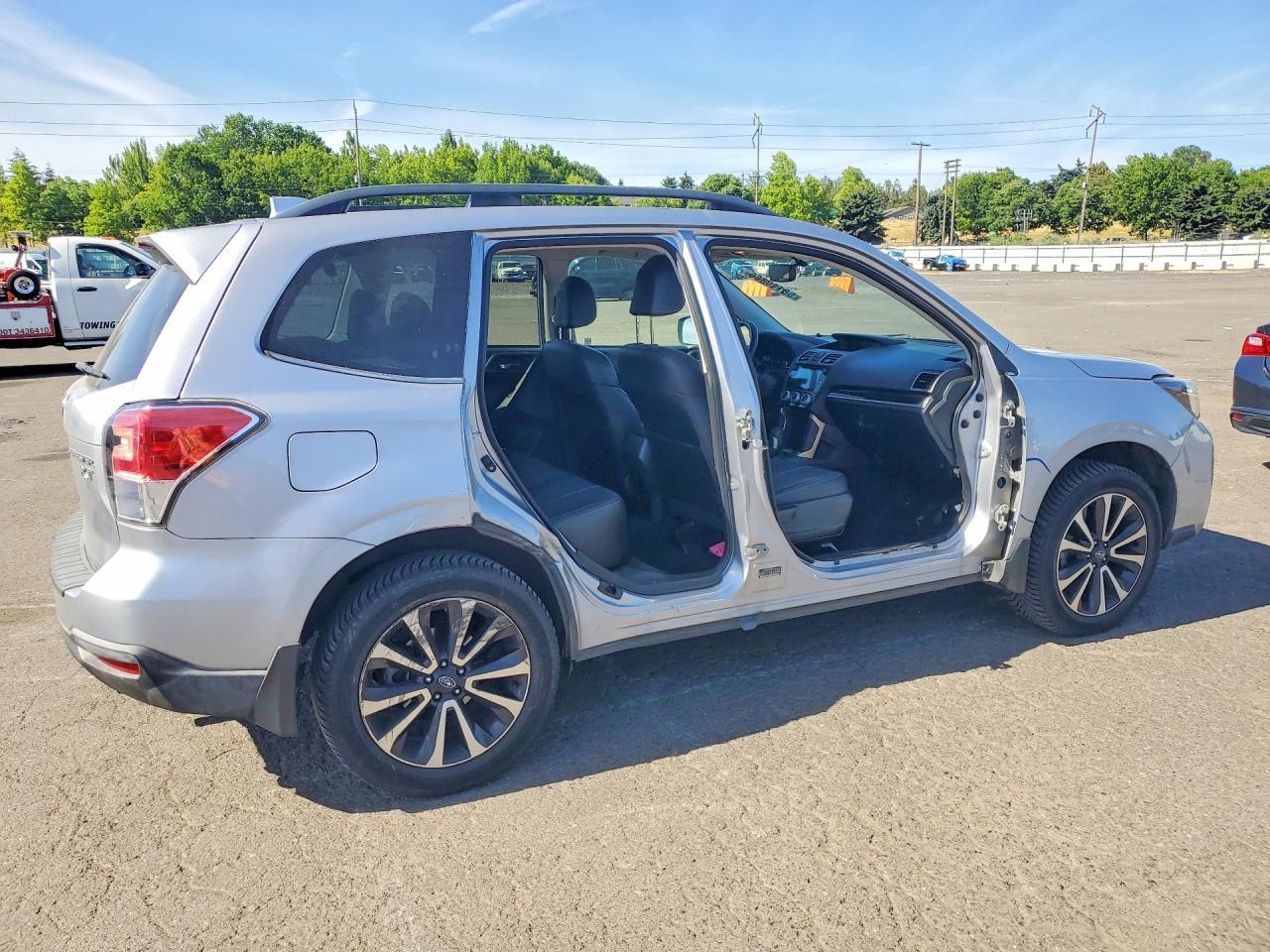 2017 Subaru Forester 2.0Xt Touring - Фото 3