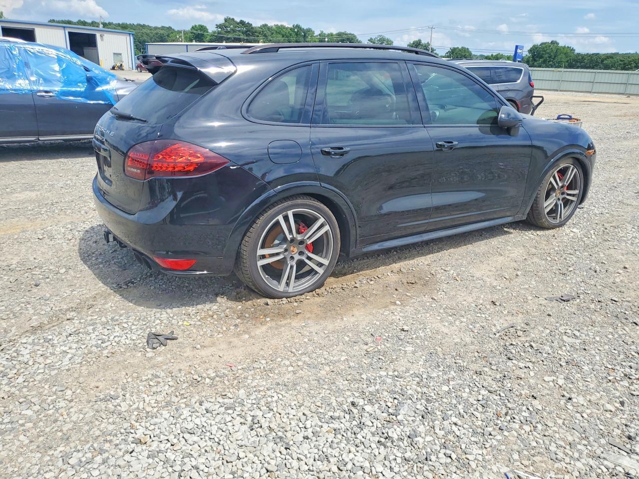 2013 Porsche Cayenne Gts - Image 3
