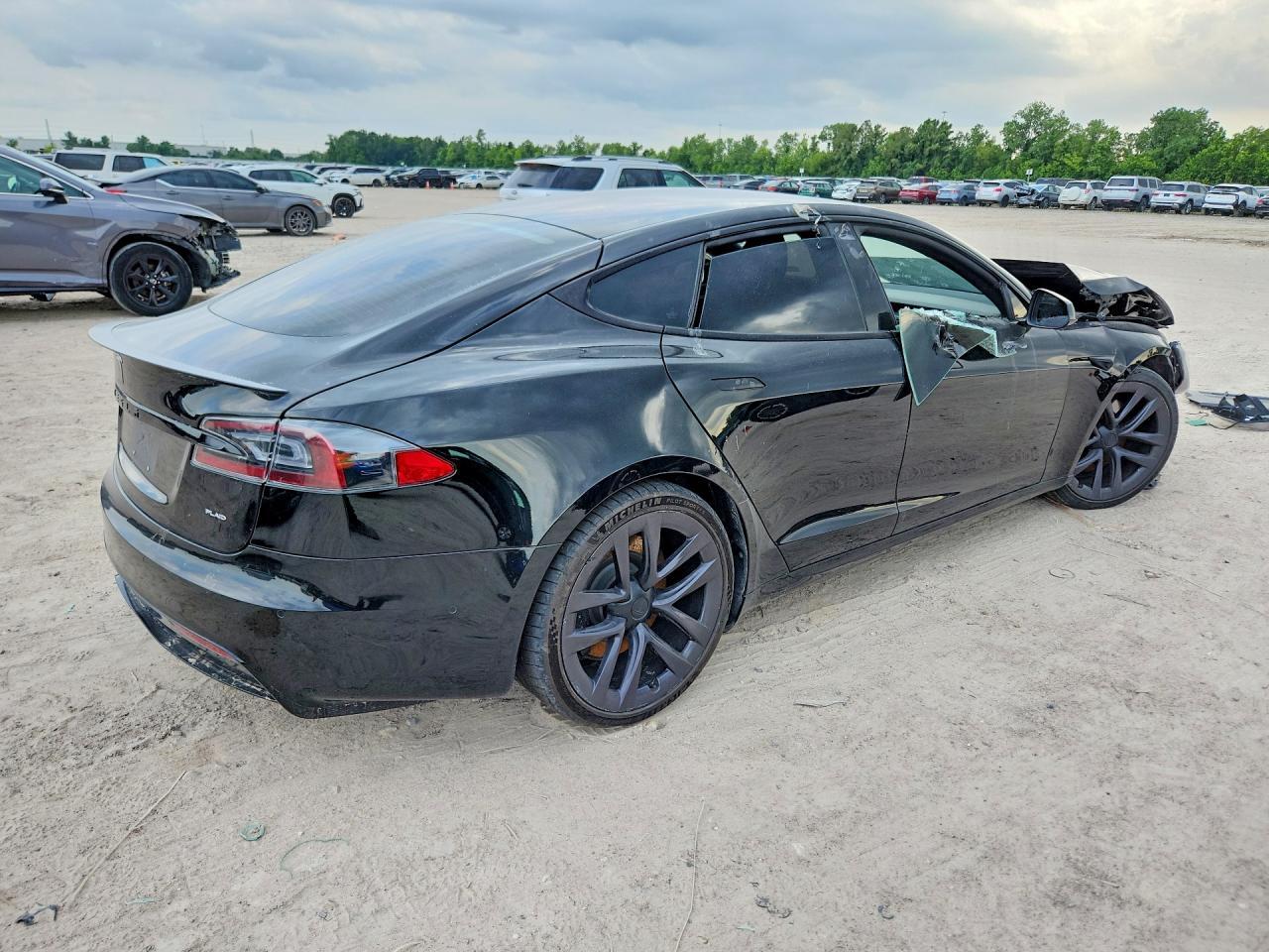2021 Tesla Model S - Фото 3