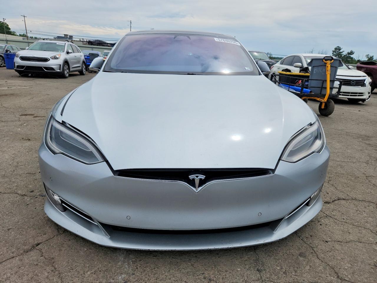 2017 Tesla Model S - Фото 5