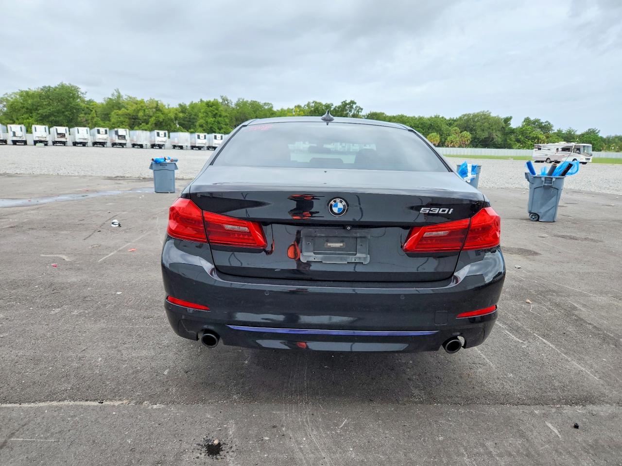 2020 BMW 530 I - Фото 6