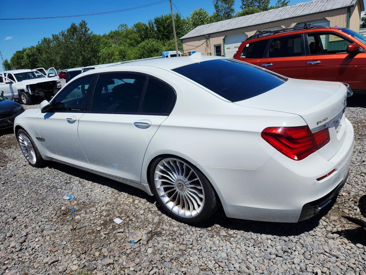 2013 BMW 750 Li - Фото 2