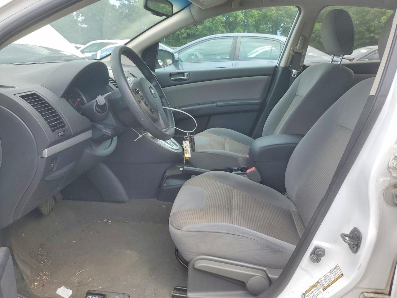 2011 Nissan Sentra 2.0 - Фото 7