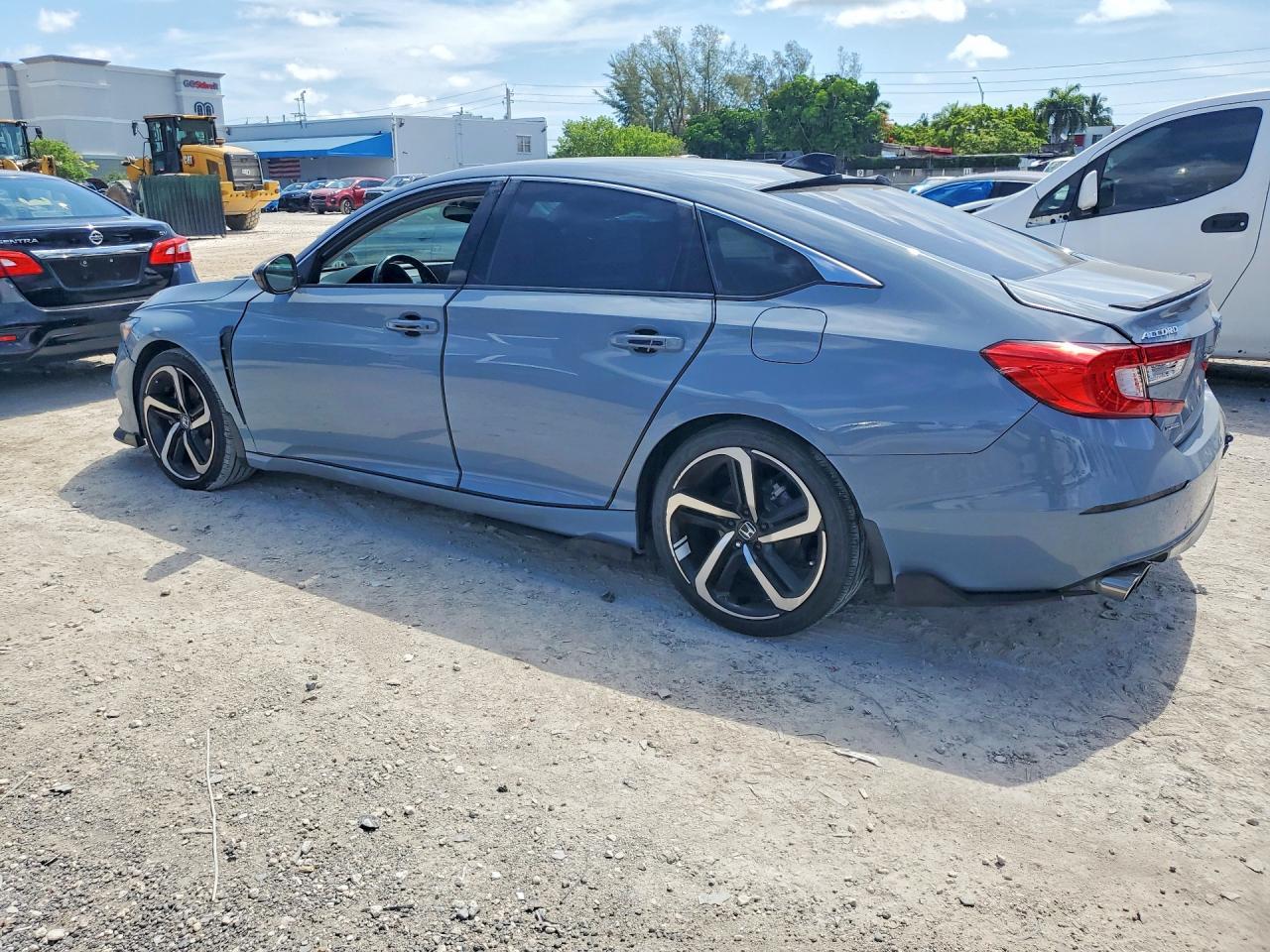 2022 Honda Accord Sport Se - Фото 2