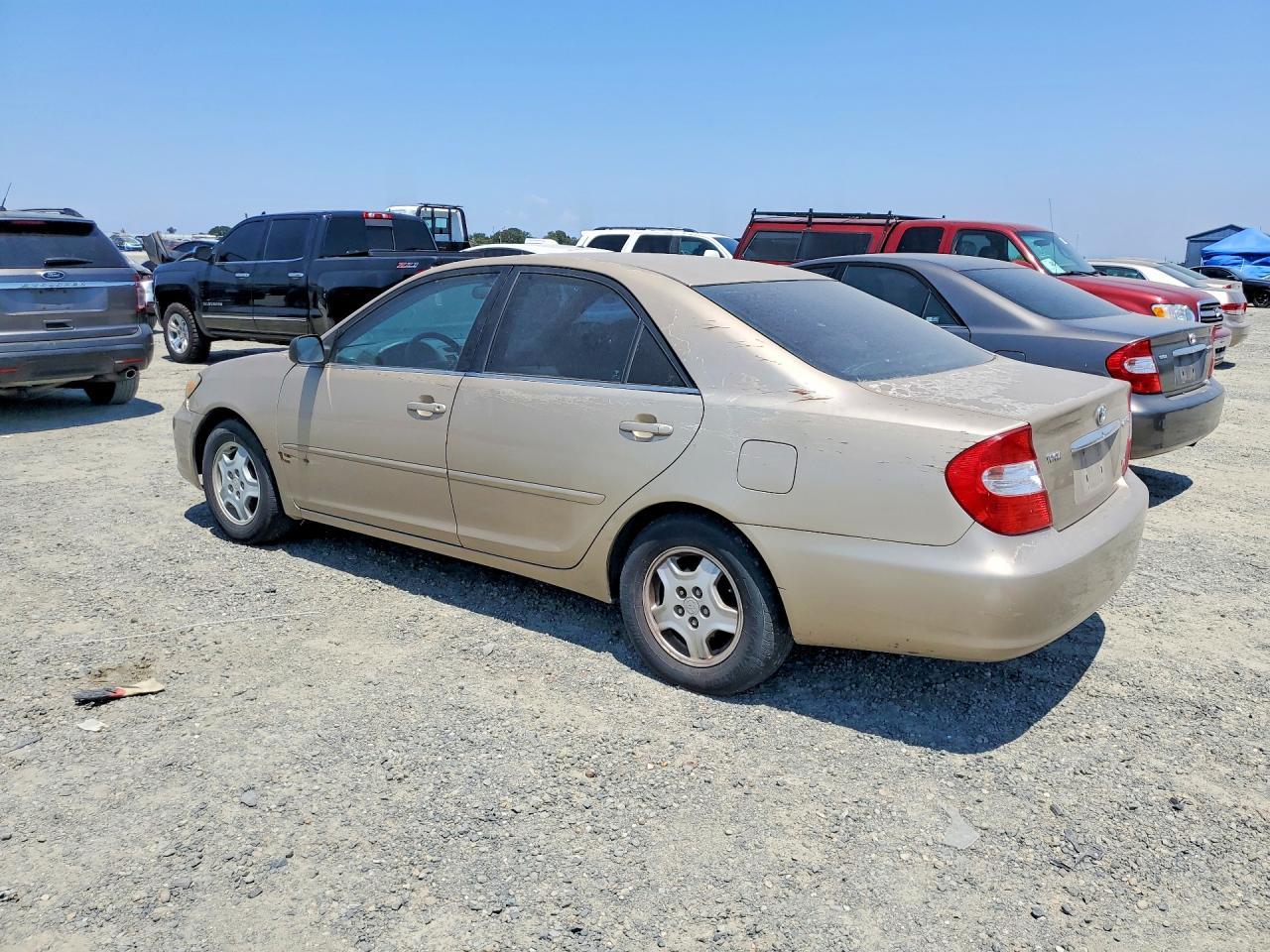 2002 Toyota Camry Le V6 - Image 2