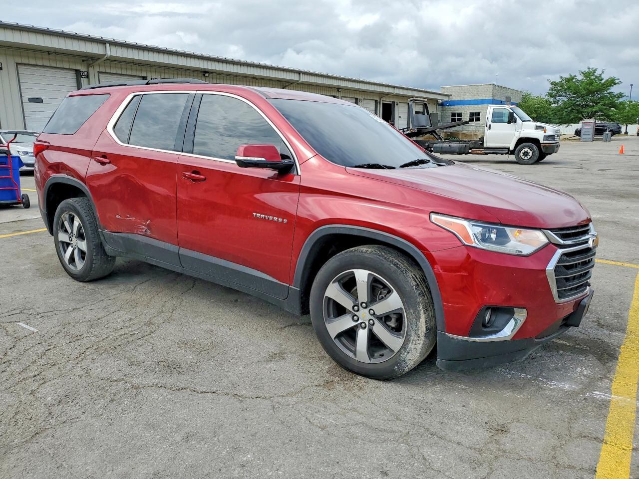 2021 Chevrolet Traverse Lt - Фото 4