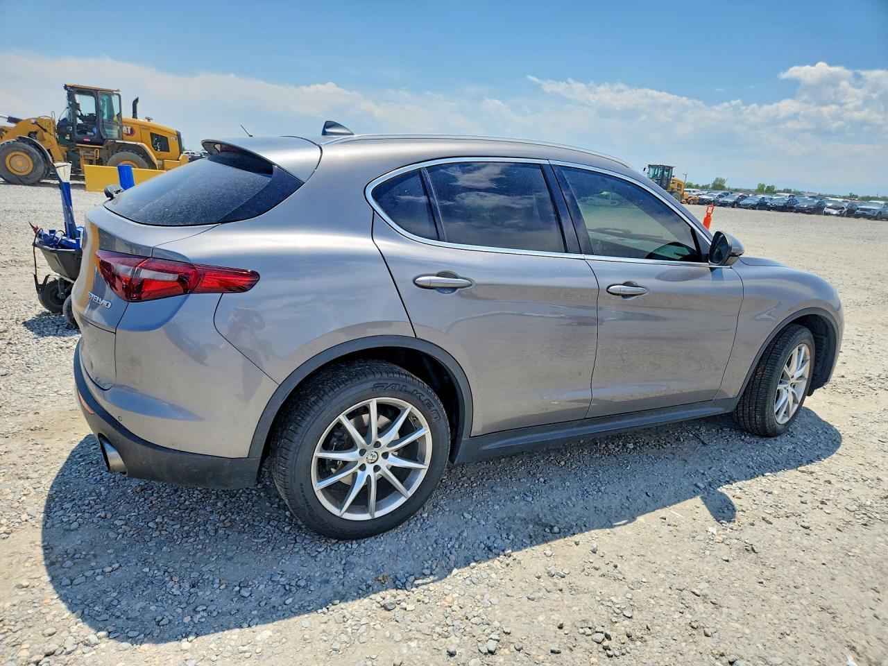 2018 Alfa Romeo Stelvio Ti - Фото 3