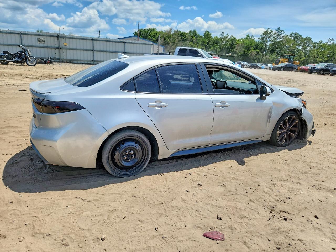 2021 Toyota Corolla Se - Фото 3