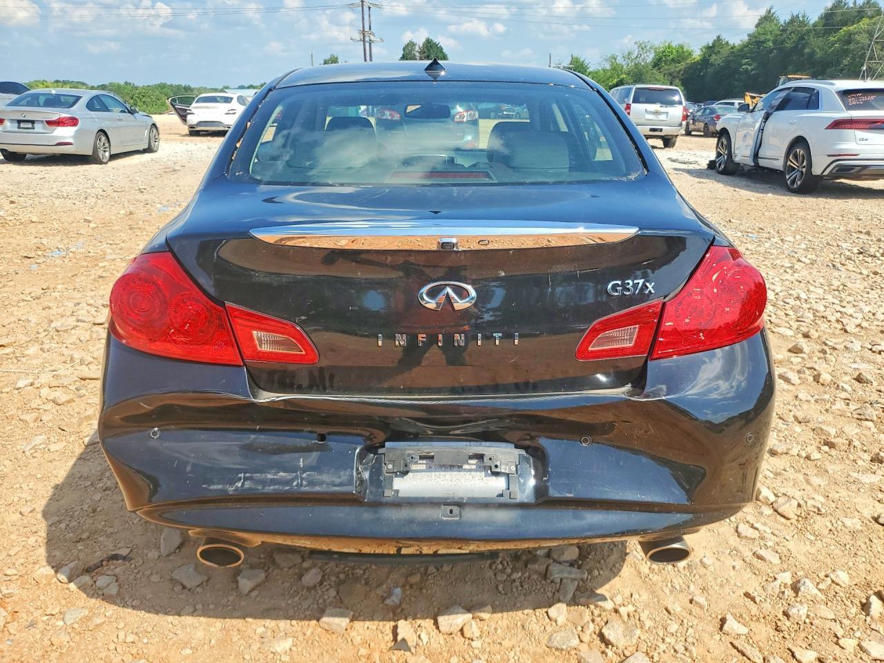 2013 Infiniti G37 Sedan X - Image 6
