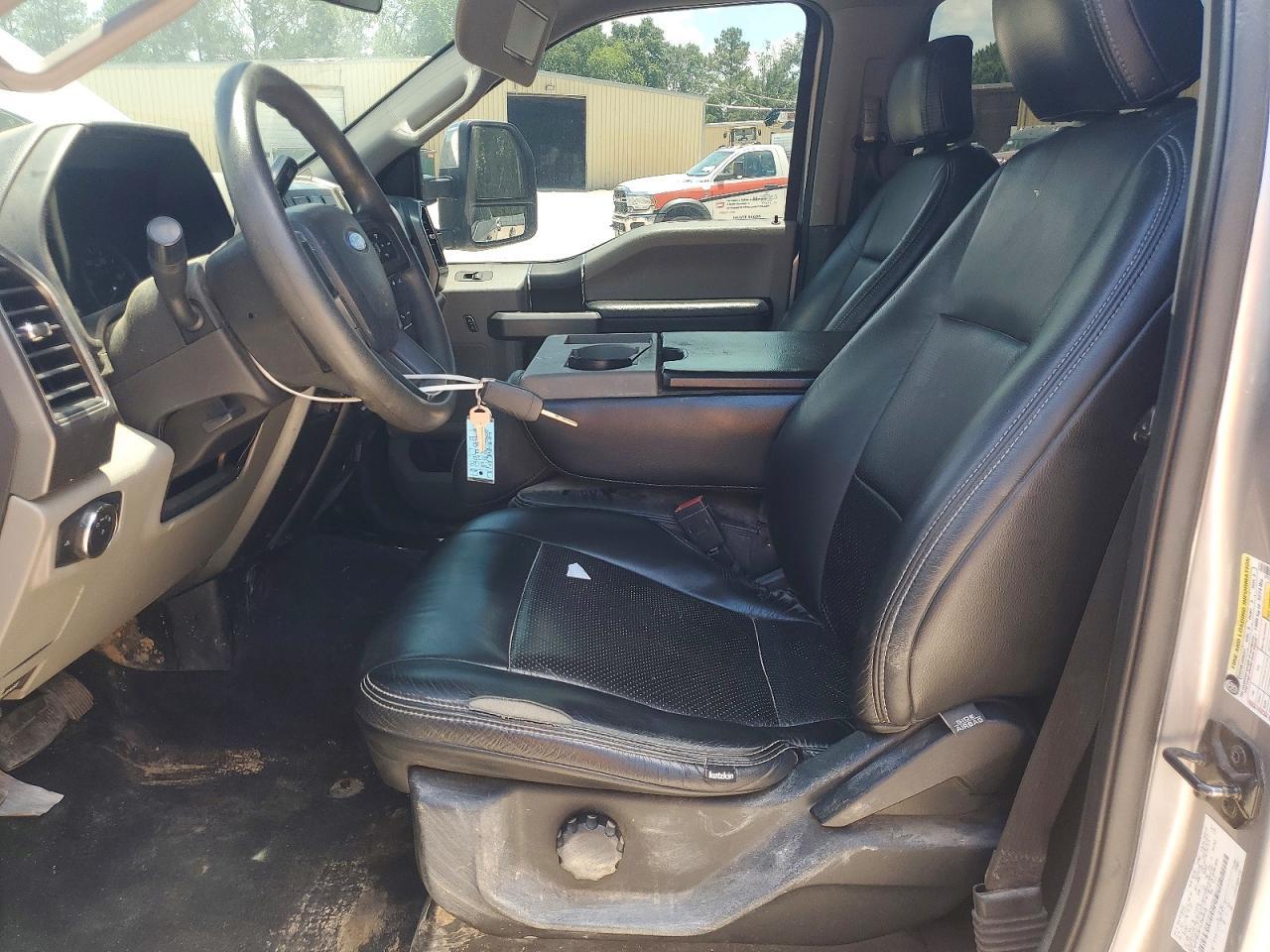 2020 Ford F250 Super Duty - Фото 7