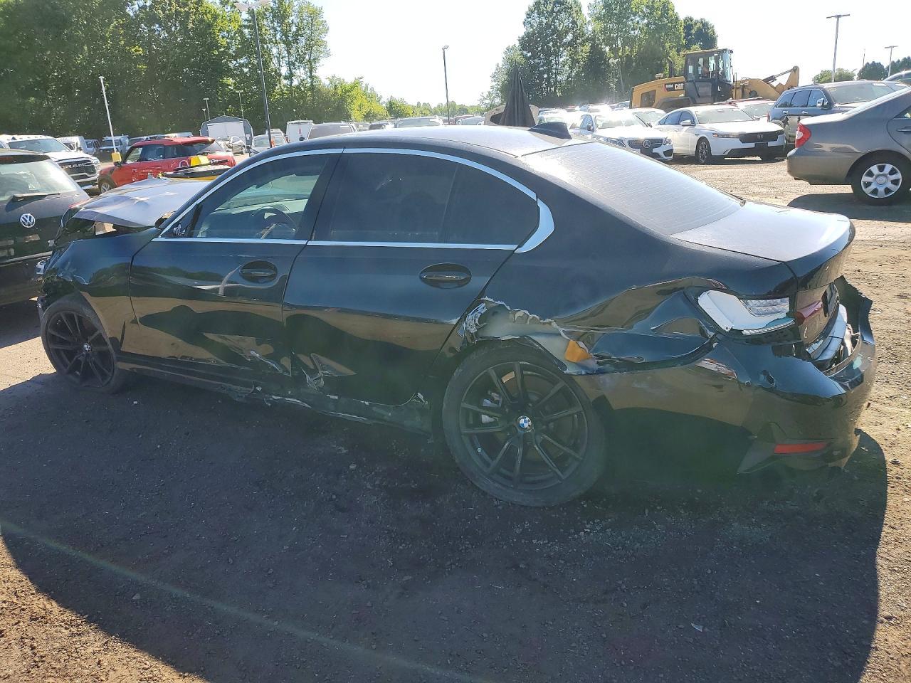 2022 BMW 330I - Image 2