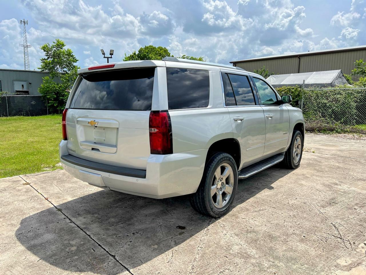 2018 Chevrolet Tahoe C1500 Premier - Фото 4