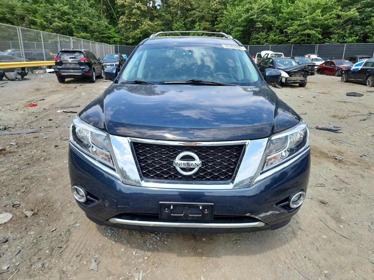 2013 Nissan Pathfinder S - Image 5
