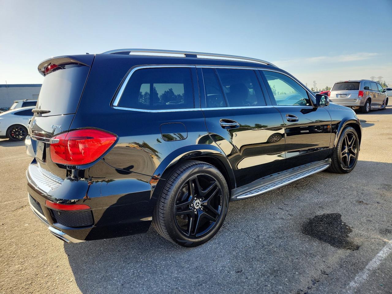 2015 Mercedes-Benz Gl 550 4Matic - Фото 3