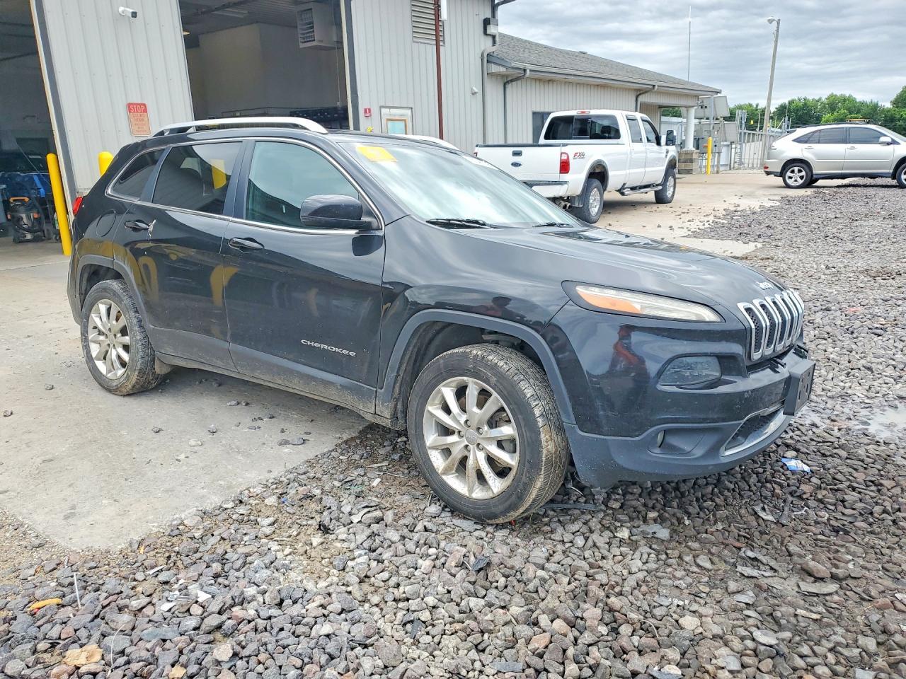 2016 Jeep Cherokee Limited - Image 4