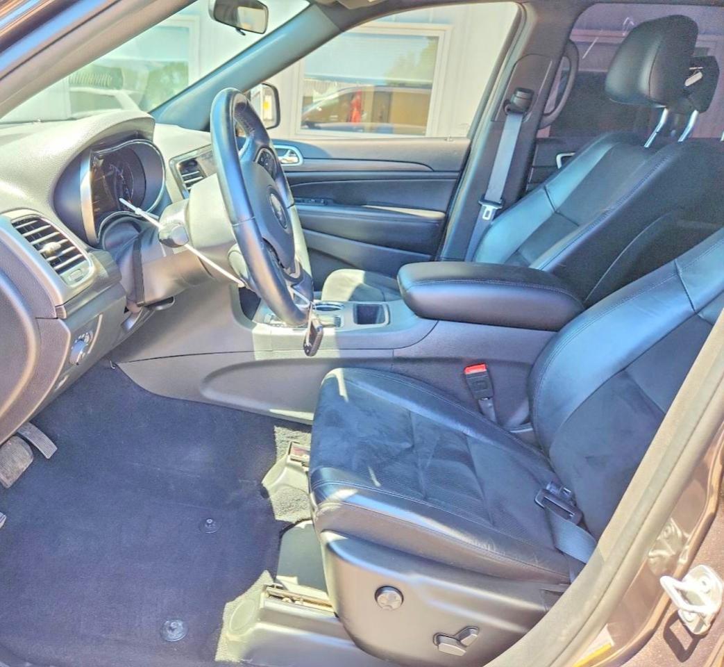 2021 Jeep Grand Cherokee Laredo - Image 7