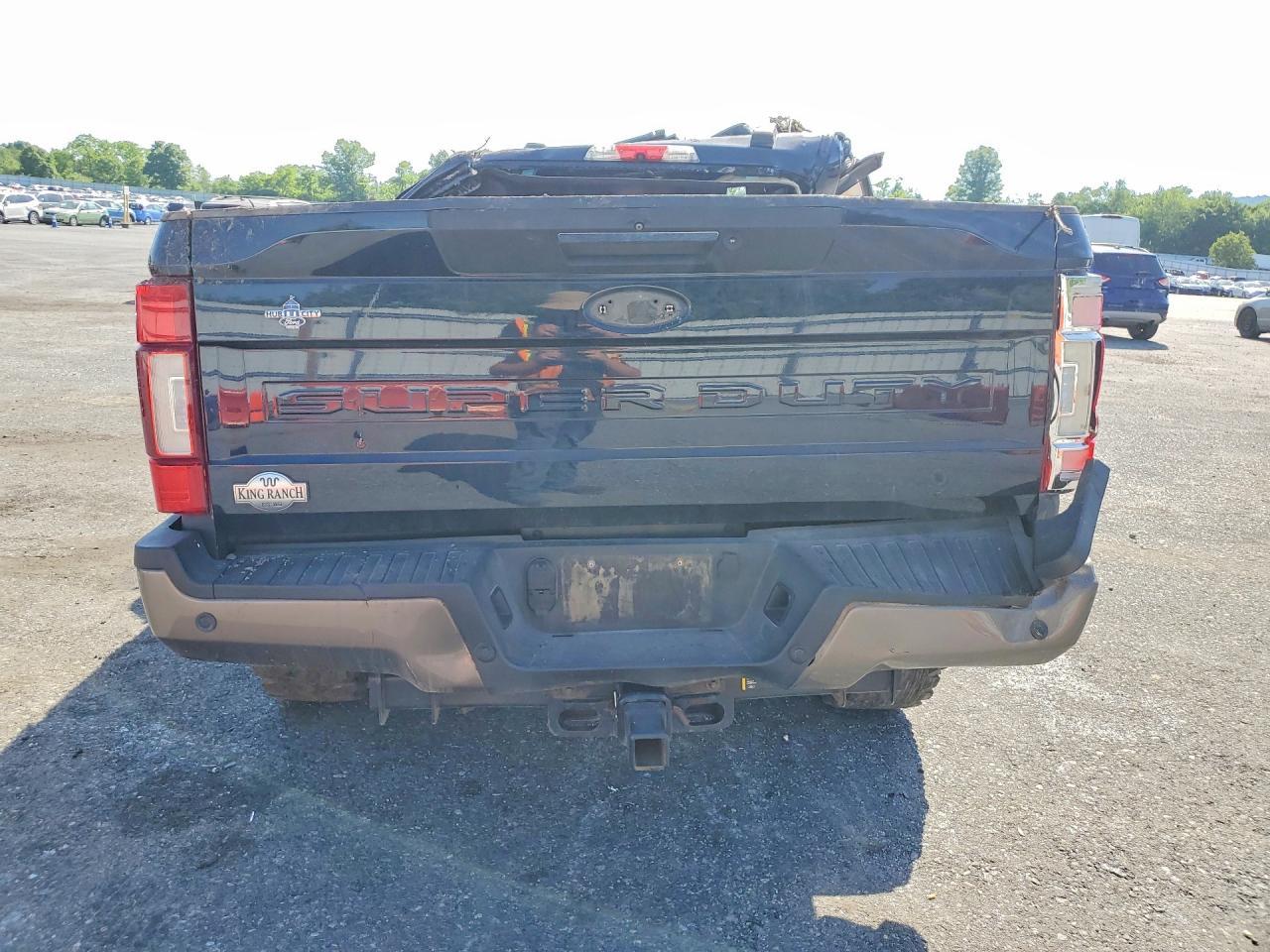 2021 Ford F250 Super Duty - Фото 6
