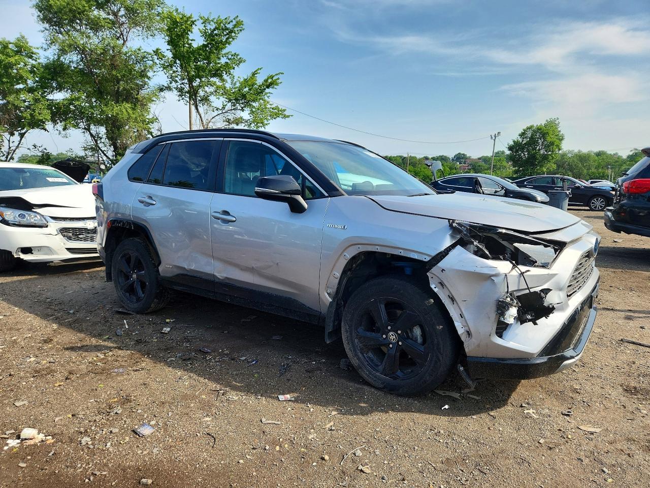 2021 Toyota Rav4 Xse - Image 4