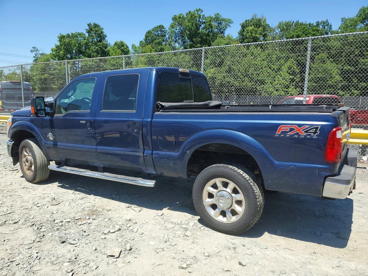 2013 Ford F350 Super Duty - Фото 2