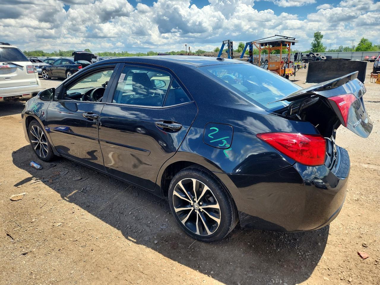 2018 Toyota Corolla Se - Фото 2