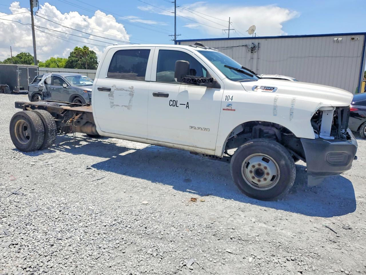 2021 Ram 3500 - Фото 4