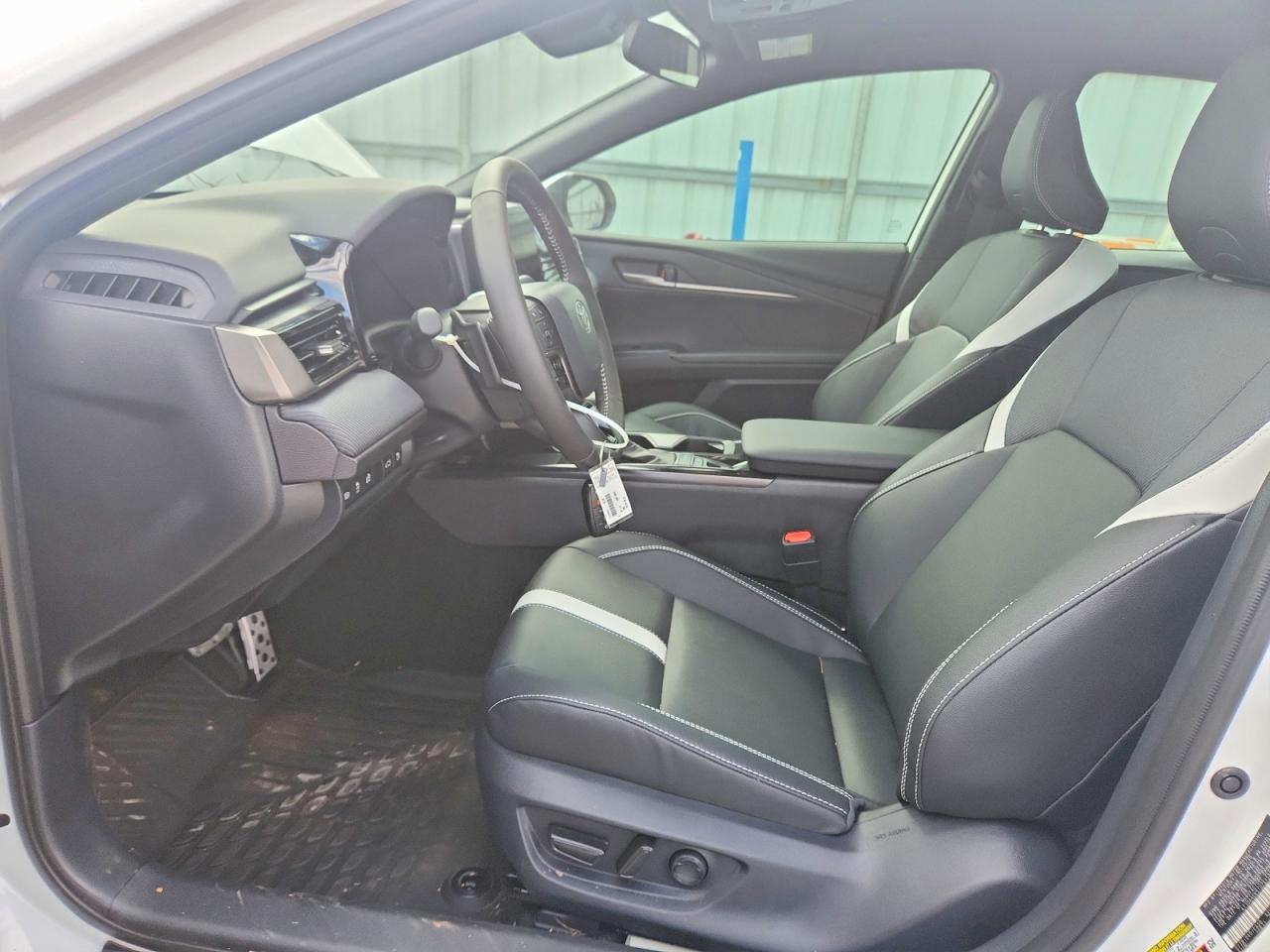 2026 Toyota Camry Se - Фото 7
