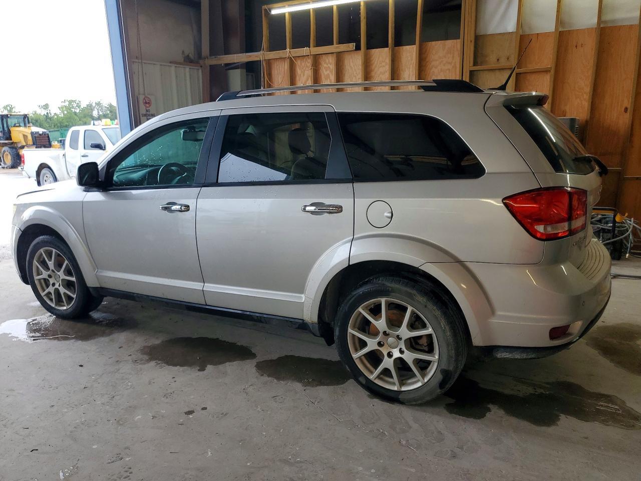 2012 Dodge Journey - Image 2