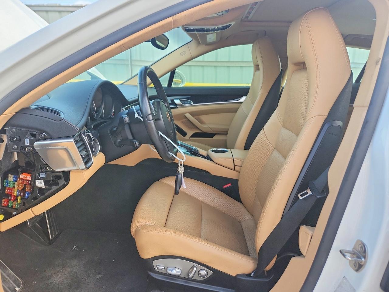 2016 Porsche Panamera 2 - Фото 7