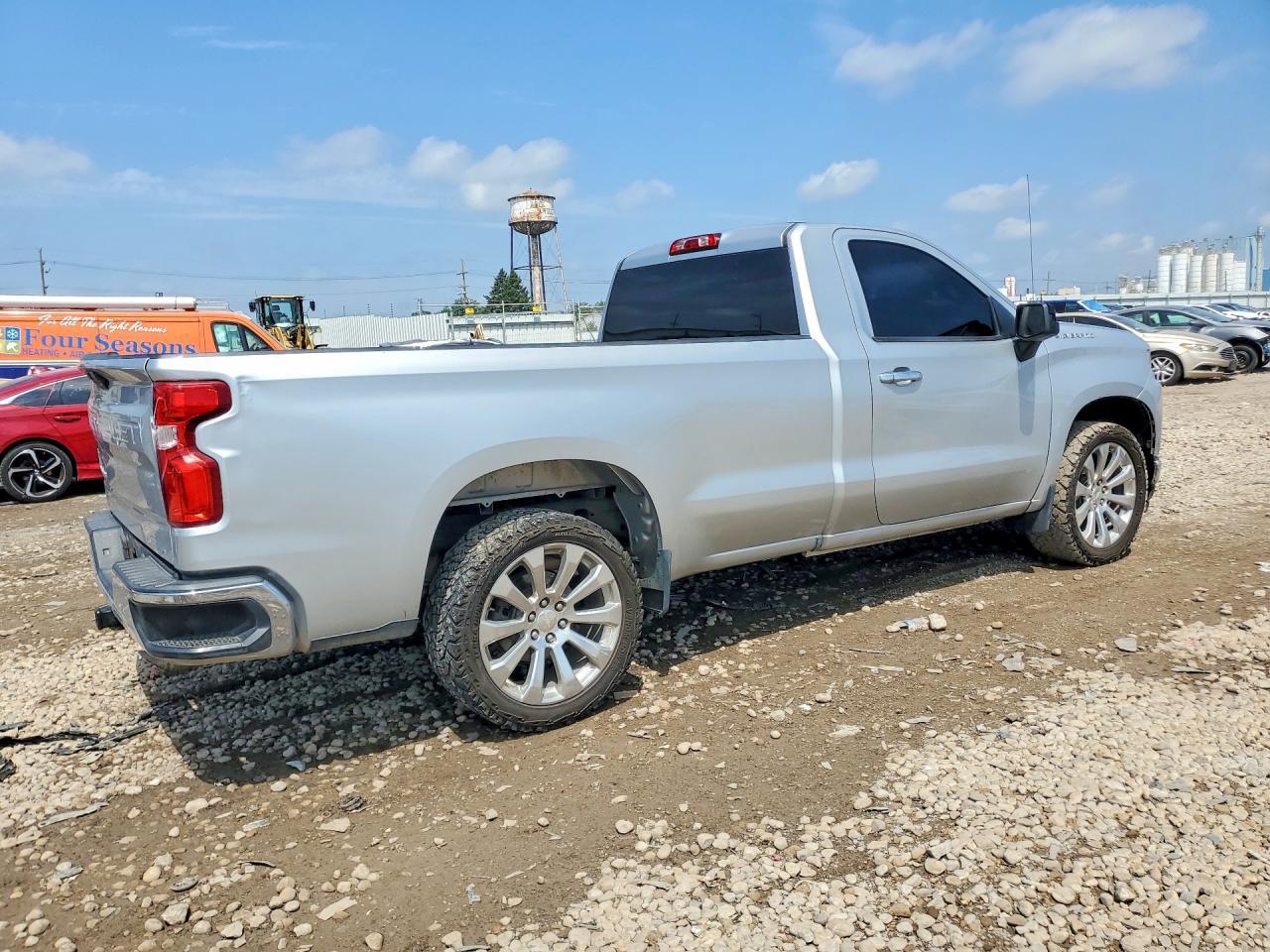 2019 Chevrolet Silverado C1500 - Фото 3