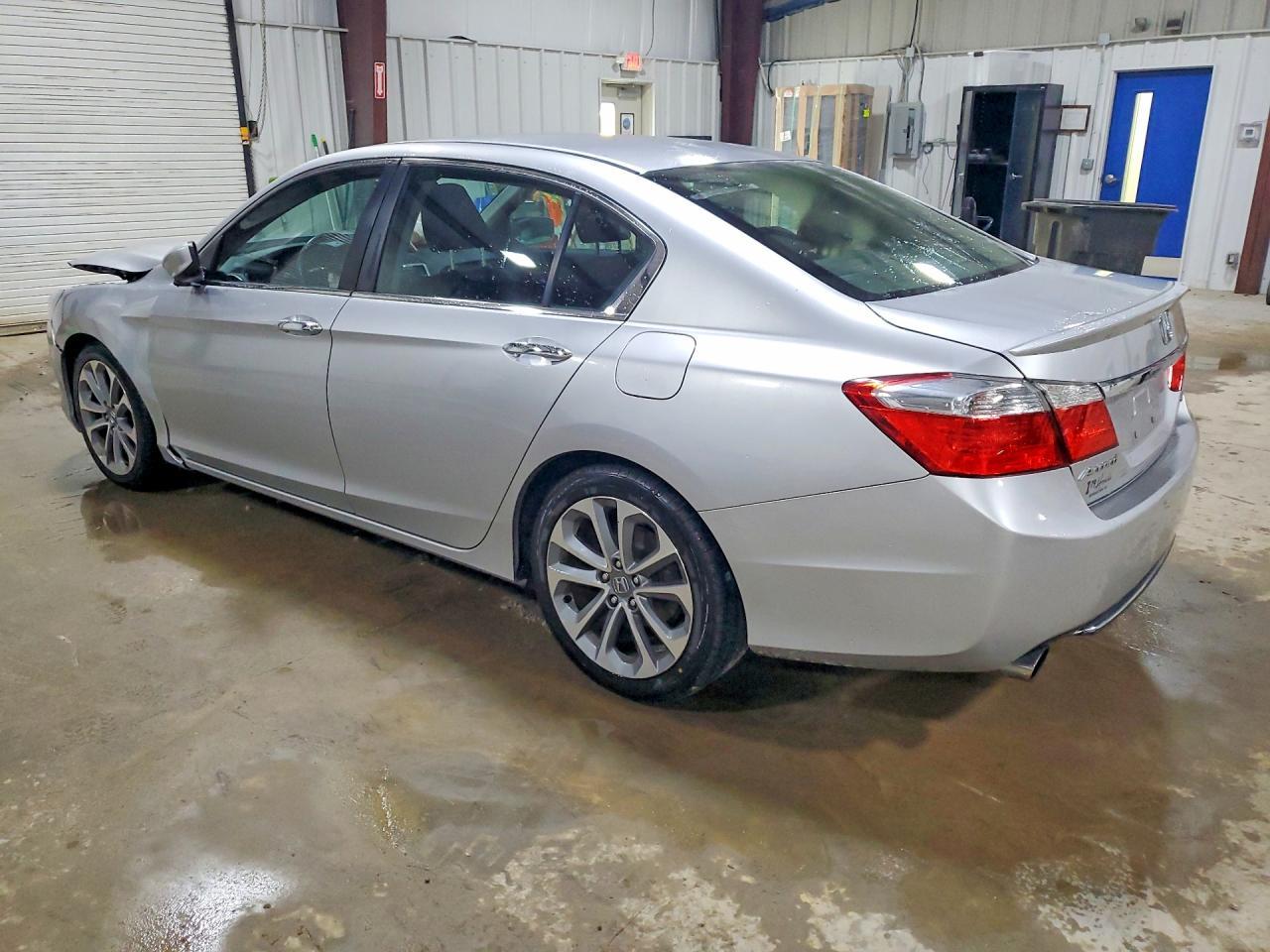 2014 Honda Accord Sport - Фото 2