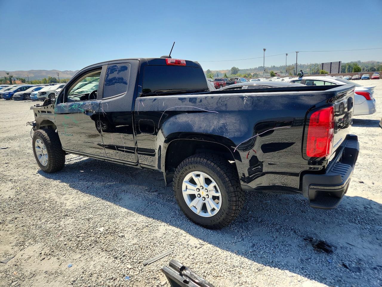 2022 Chevrolet Colorado Lt - Фото 2