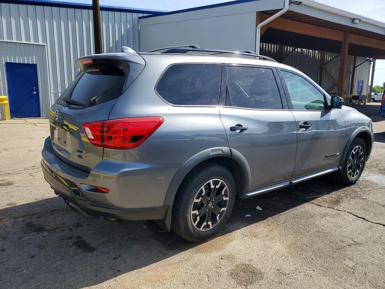 2020 Nissan Pathfinder Sl - Фото 3