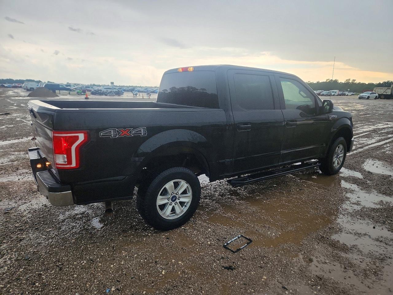 2016 Ford F150 Supercrew - Фото 3