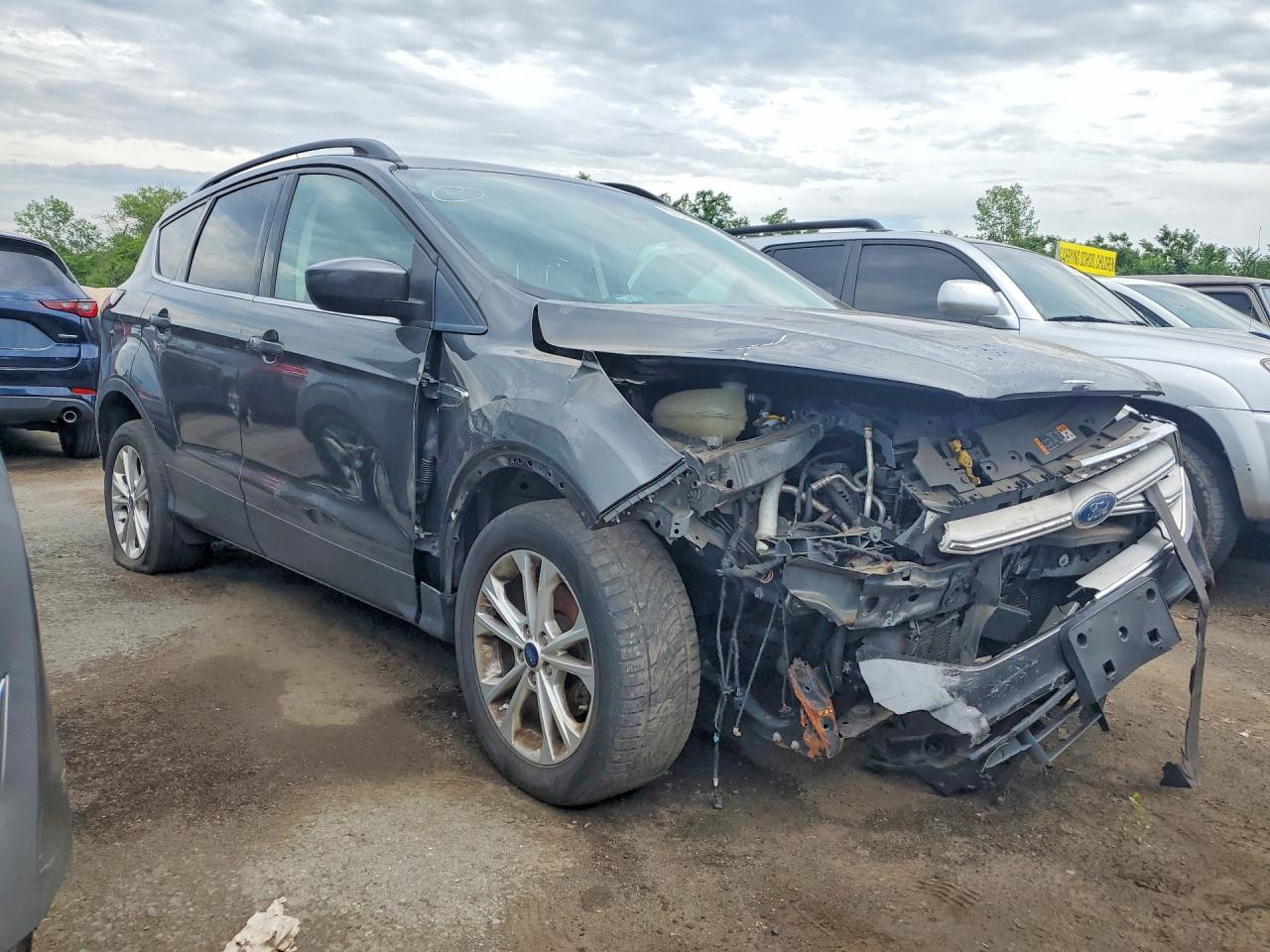 2018 Ford Escape Se - Фото 4
