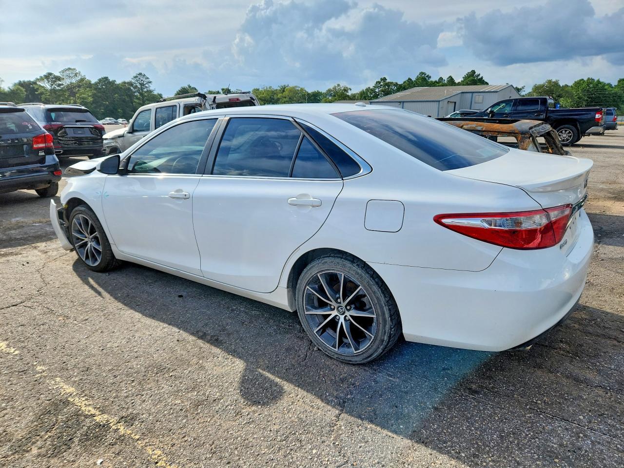 2017 Toyota Camry Xse V6 - Фото 2