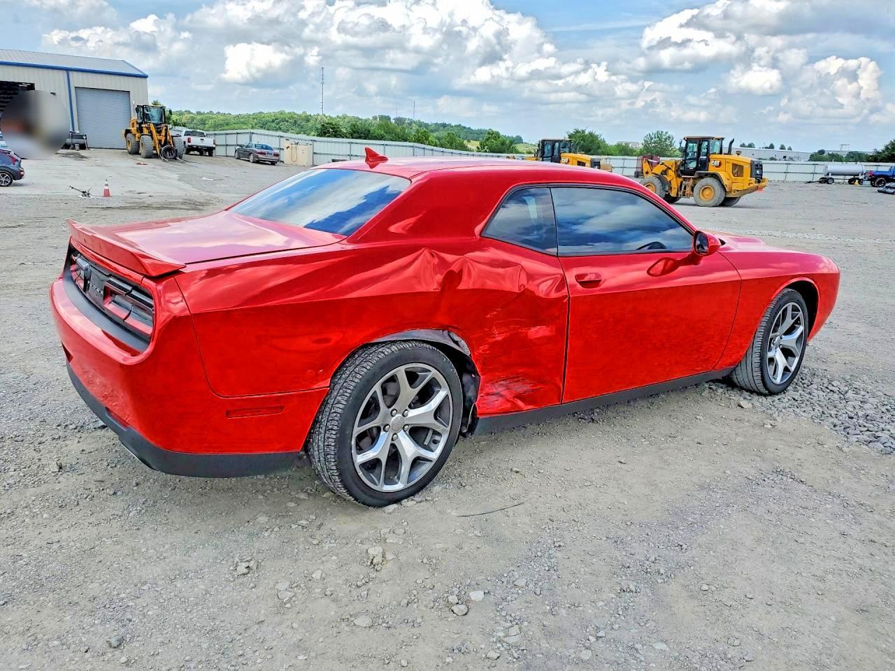 2015 Dodge Challenger Sxt Plus - Image 3