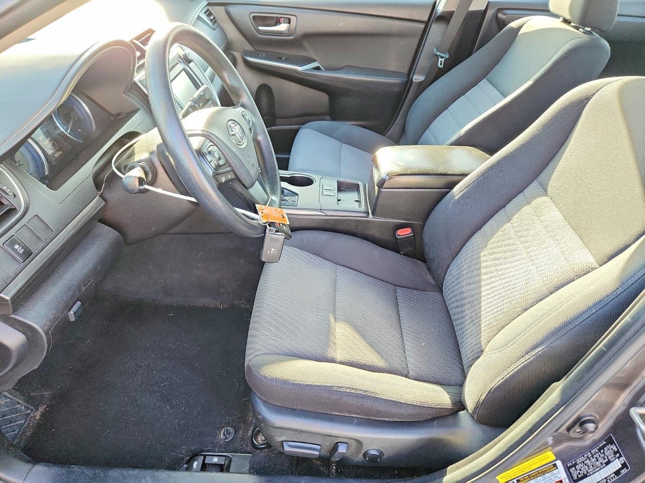 2017 Toyota Camry Hybrid Le - Фото 7