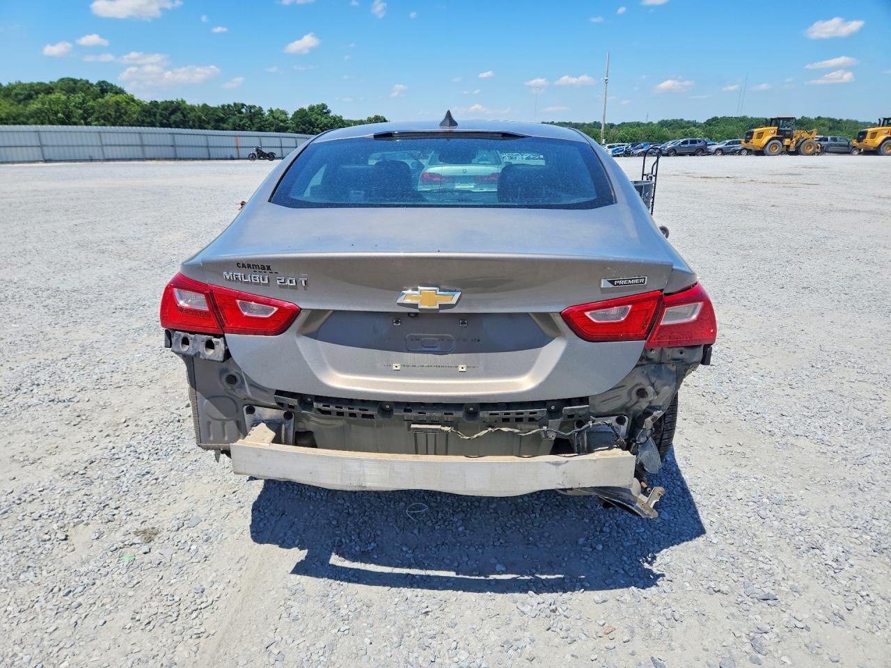 2017 Chevrolet Malibu Premier - Фото 6