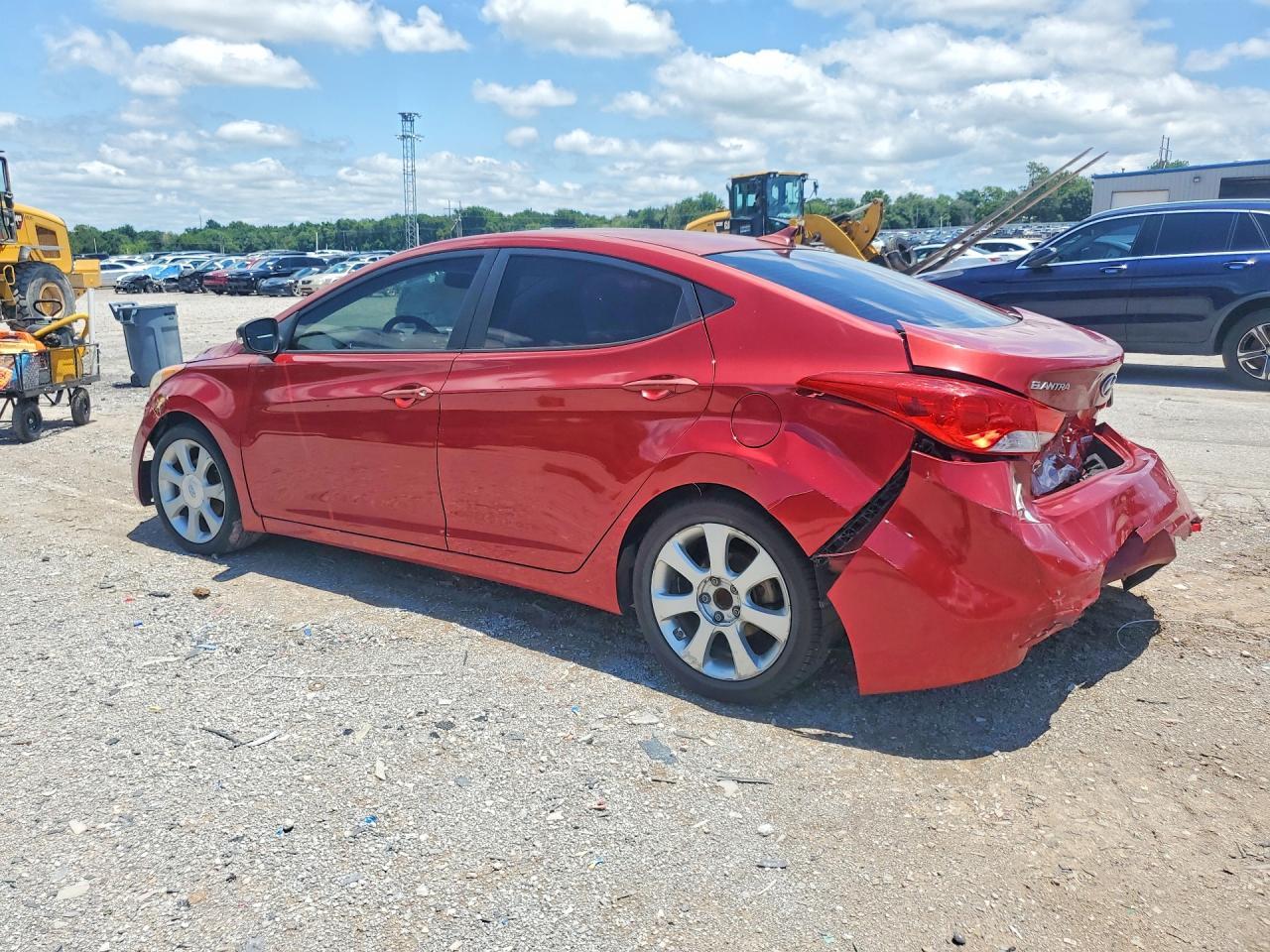 2013 Hyundai Elantra Limited - Image 2